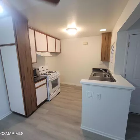 Kitchen - 4573 Alamo St #B, Simi Valley, CA 93063 photo 1 of 2