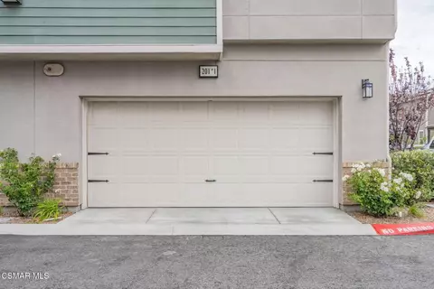 Exterior - 201 Red Brick Dr #1, Simi Valley, CA 93065 photo 4 of 7