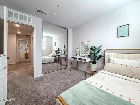 Bedroom - 14708 Sherman Way, Van Nuys, CA 91405 photo 2 of 8