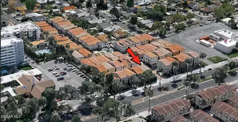 View/Area - 14708 Sherman Way, Van Nuys, CA 91405 photo 3 of 5