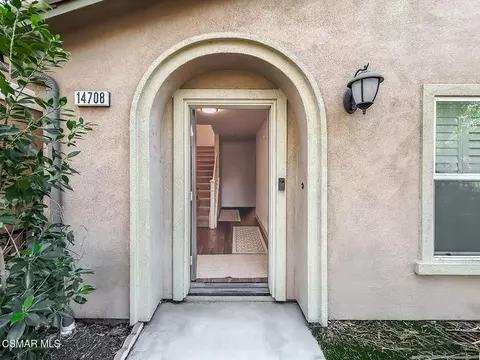 Entry Way - 14708 Sherman Way, Van Nuys, CA 91405 photo 1 of 2