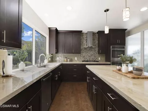4334 Deerpark Ct, Westlake Village, CA 91361