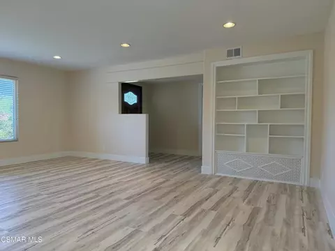 Living - 3232 Lanier Pl, Thousand Oaks, CA 91360 photo 6 of 16