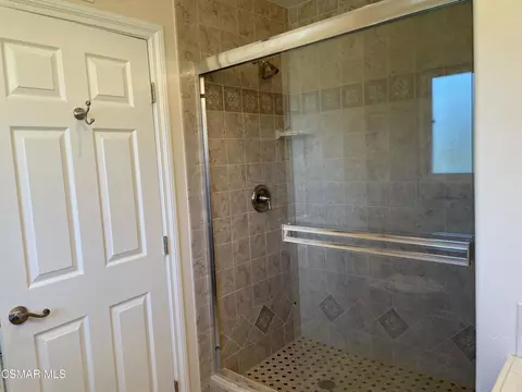 Bath - 3232 Lanier Pl, Thousand Oaks, CA 91360 photo 3 of 5