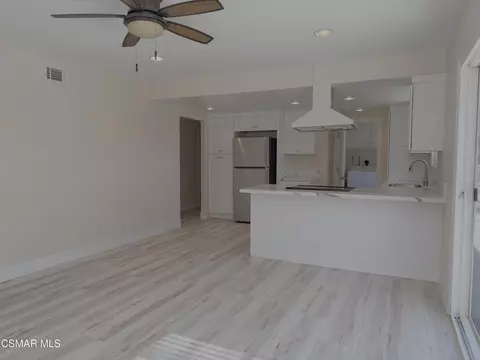Living - 3232 Lanier Pl, Thousand Oaks, CA 91360 photo 10 of 16