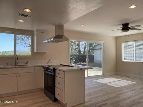 Kitchen - 3232 Lanier Pl, Thousand Oaks, CA 91360 photo 8 of 10