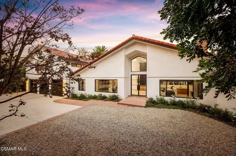 1396 Kingsboro Ct, Westlake Village, CA 91362