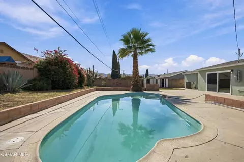 Exterior - 2192 Cordero Ave, Simi Valley, CA 93065 photo 4 of 7