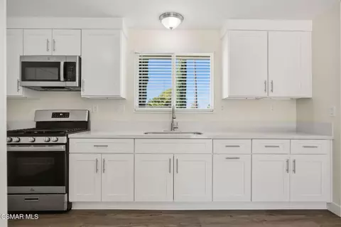 Kitchen - 2192 Cordero Ave, Simi Valley, CA 93065 photo 2 of 3