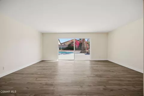 Living - 2192 Cordero Ave, Simi Valley, CA 93065 photo 2 of 7