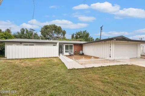 2105 Ruskin Ave, Thousand Oaks, CA 91360