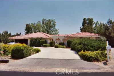 4481 Highland Rd, Phelan, CA 92371 photo 1