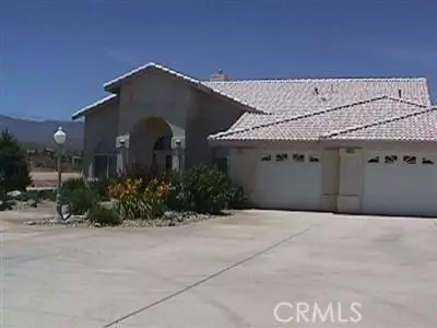 8932 Eaby Rd, Phelan, CA 92371 photo 1