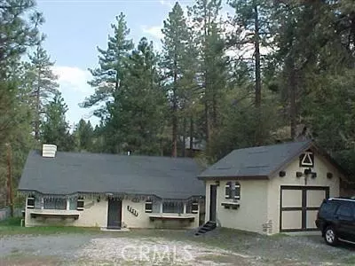 2235 E Canyon Dr, Wrightwood, CA 92397 photo 1