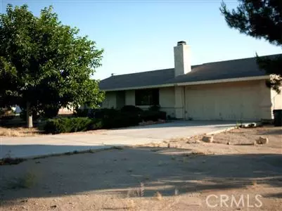 18128 Capri St, Hesperia, CA 92345 photo 1