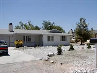 18045 Manzanita St, Hesperia, CA 92345 photo 1