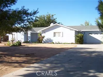22312 Broken Lance Rd, Apple Valley, CA 92307 photo 1