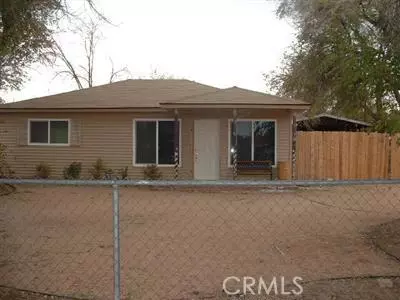 16135 Pine St, Hesperia, CA 92345 photo 1