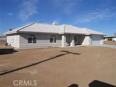 17969 Pine St, Hesperia, CA 92345 photo 1
