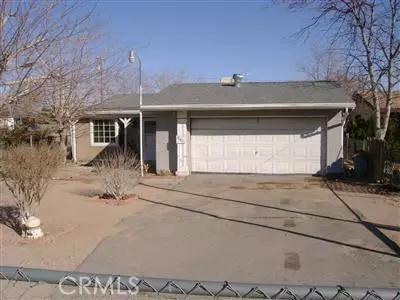 16472 Vine St, Hesperia, CA 92345 photo 1