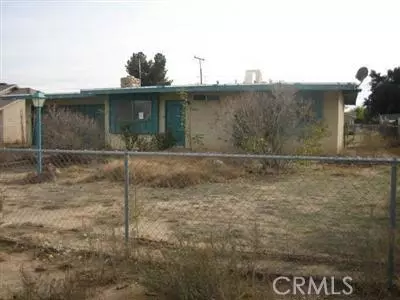 16381 Vine St, Hesperia, CA 92345 photo 1