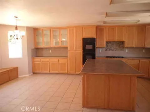 15094 Ash St, Hesperia, CA 92345 photo 1
