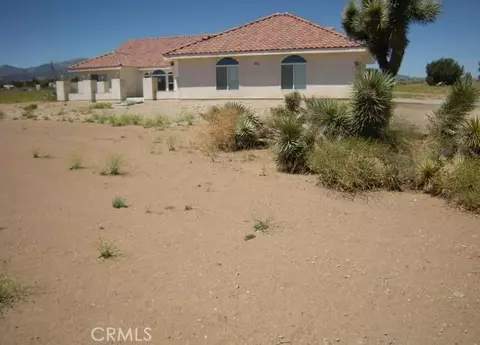 10122 Terrace View Rd, Phelan, CA 92371 photo 1