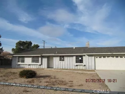 14020 Pine St, Hesperia, CA 92345 photo 1