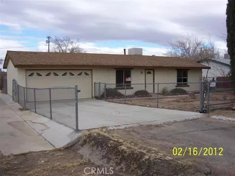 16064 Vine St, Hesperia, CA 92345 photo 1