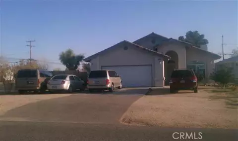 16430 Vine St, Hesperia, CA 92345 photo 1