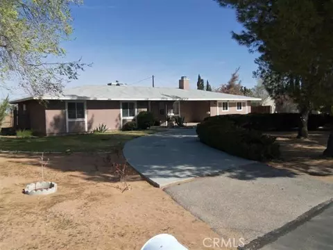 14192 Kiowa Rd, Apple Valley, CA 92307 photo 1