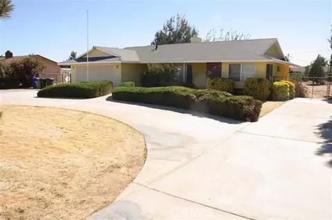 15530 Dale Evans Pkwy, Apple Valley, CA 92307 photo 1