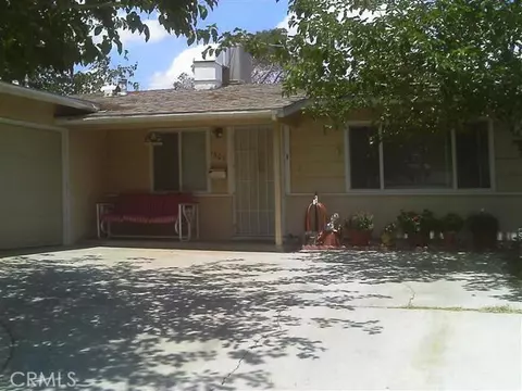 1309 Carson St, Barstow, CA 92311 photo 1