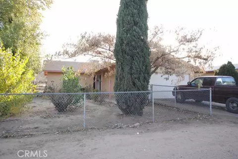 16095 Chestnut St, Hesperia, CA 92345 photo 1
