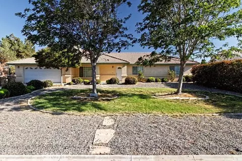 15037 Ash St, Hesperia, CA 92345 photo 1