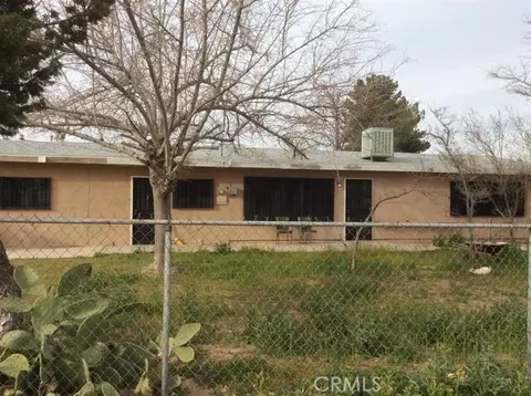 15220 Mesquite St, Hesperia, CA 92345 photo 1