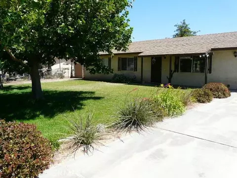 16417 Cashew St, Hesperia, CA 92345 photo 1