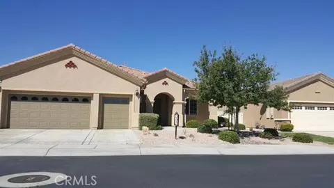 10378 Wilmington Ln, Apple Valley, CA 92308 photo 1