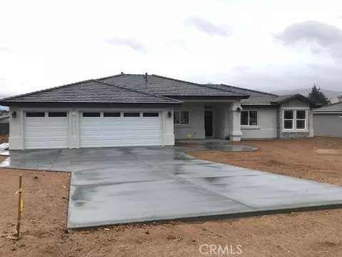 15501 Mesquite St, Hesperia, CA 92345 photo 1
