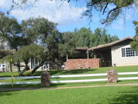 1300 Arnold Way, Alpine, CA 91901 photo 1