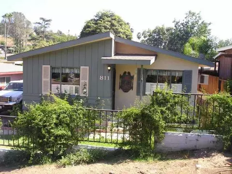 811 Fifth Ave E, Escondido, CA 92025 photo 1