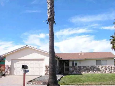 593 Charles Dr, Oceanside, CA 92057 photo 1