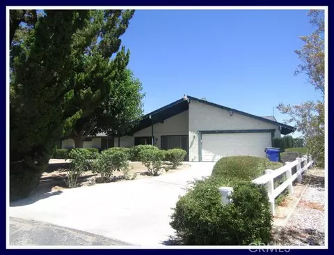 15200 Kinai Rd, Apple Valley, CA 92307 photo 1