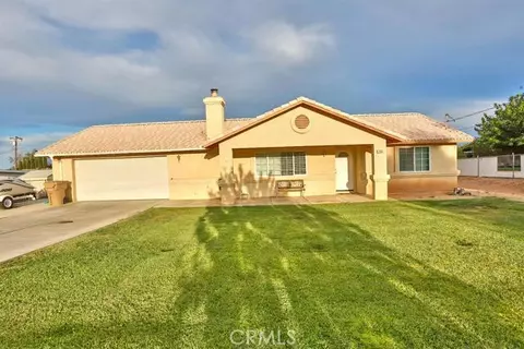 7593 Hemlock Ave, Hesperia, CA 92345 photo 1