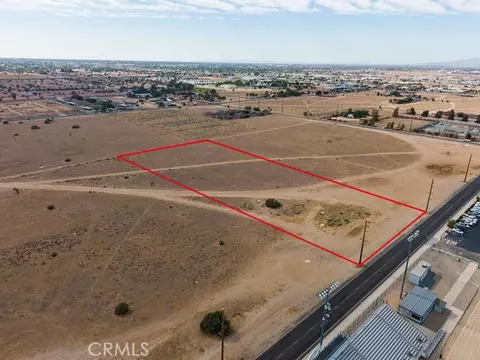 8350 G Ave, Hesperia, CA 92345 photo 3