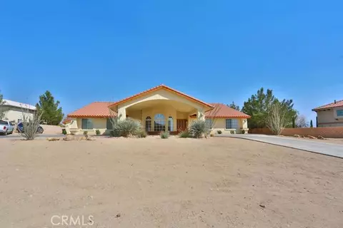 16385 Malahat Rd, Apple Valley, CA 92307 photo 1