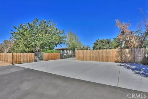 15598 Fir St, Hesperia, CA 92345 photo 1