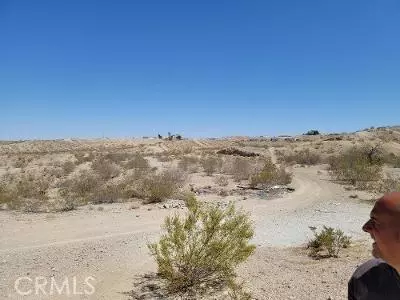 8 Henderson St, Barstow, CA 92311 photo 5