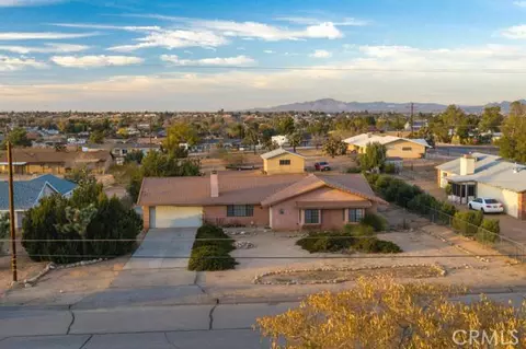 18488 Mecca St, Hesperia, CA 92345 photo 1