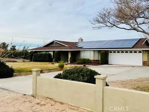 16100 Ash St, Hesperia, CA 92345 photo 1